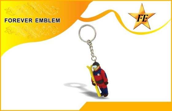 EN71 मानक के साथ कस्टम डिजाइन के साथ पूर्ण 3 डी प्रचार Keychains